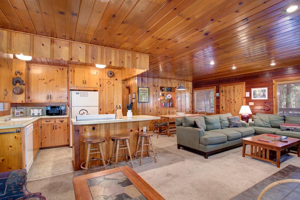 70 Simmons Den Villa Wawona Exterior photo